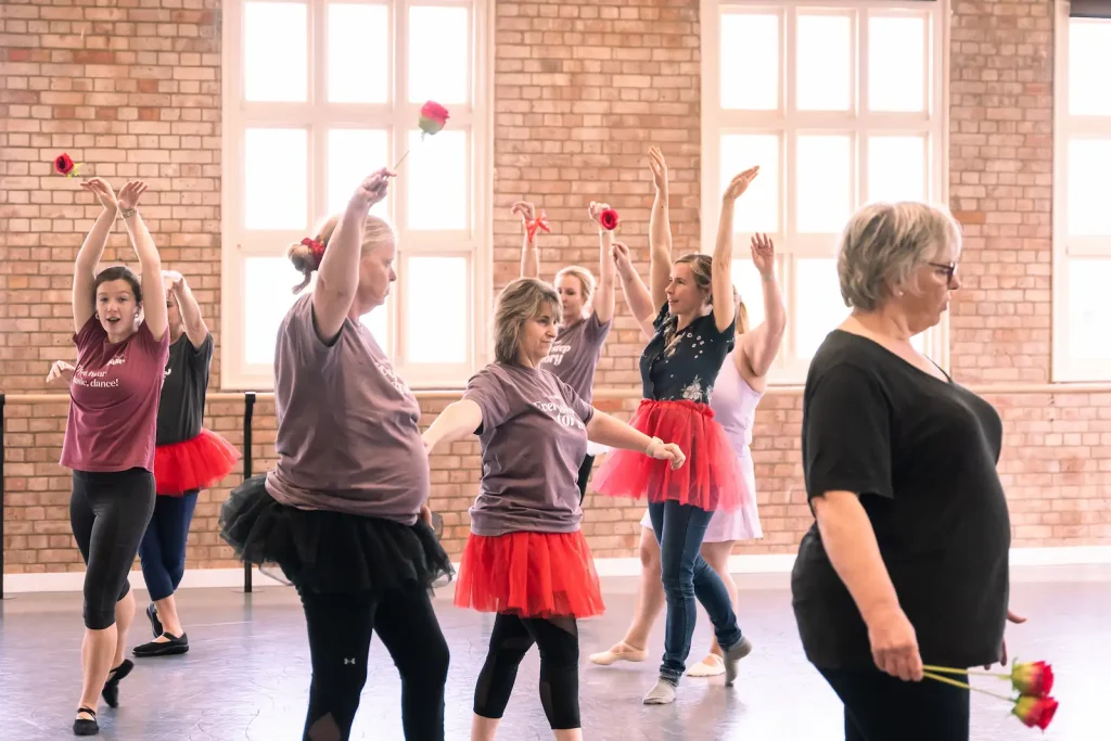 multiple people doing ballet